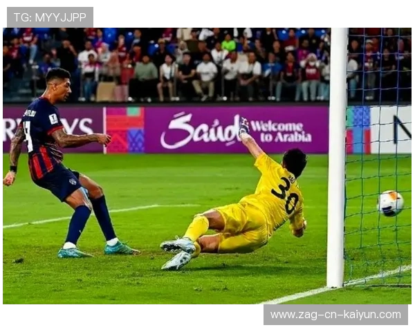 申花继续在亚冠低迷，1-3败给柔佛新山，申花 首发