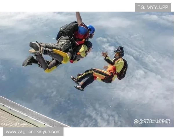 滑雪高速直冲堪比飞行：极限体验，瞬间超越地心引力