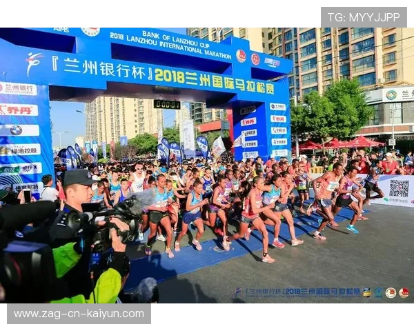 自行车选手一骑绝尘：领跑激情与品质的极致体验